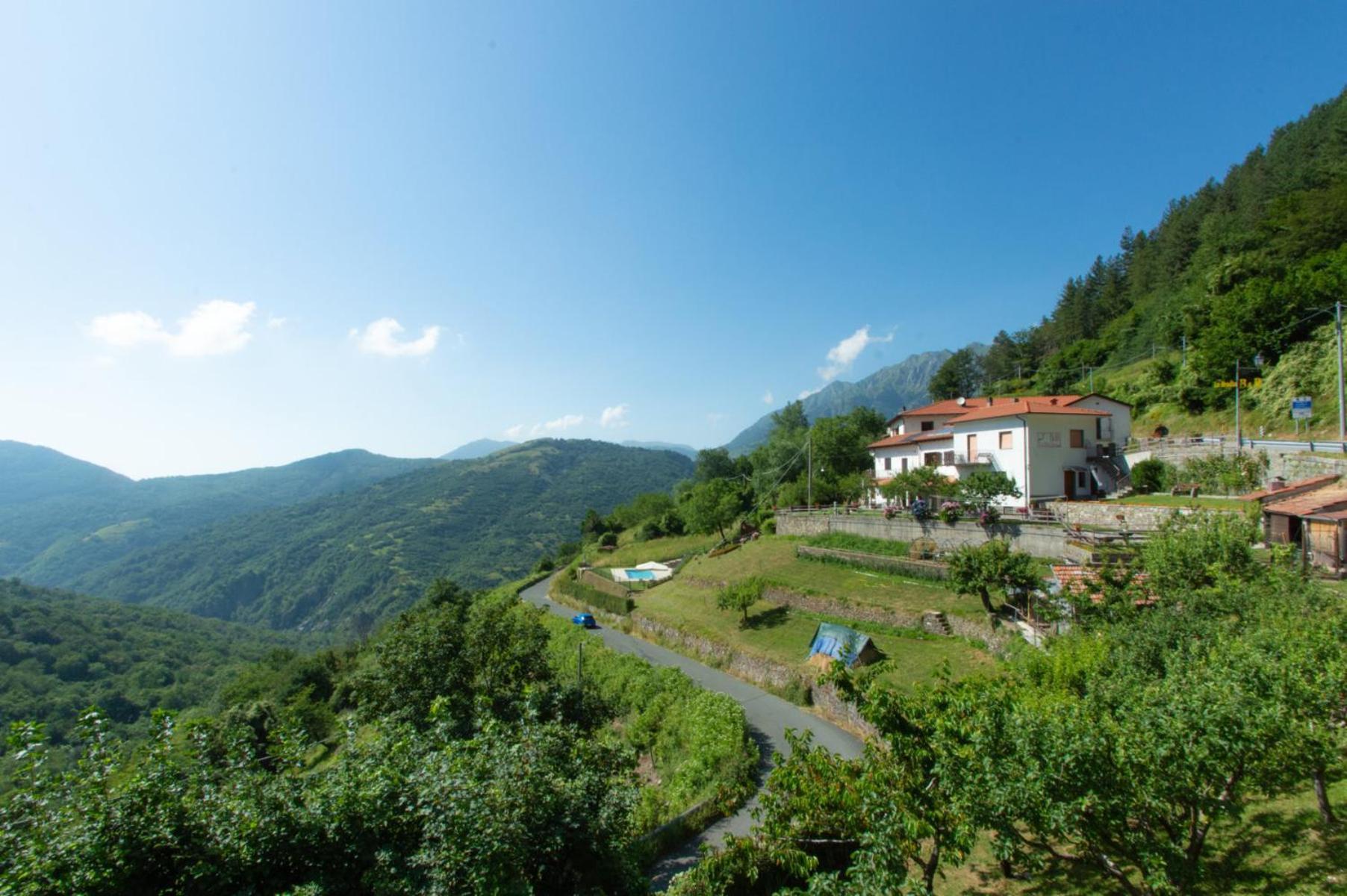 B&B La Bredia Fivizzano Extérieur photo