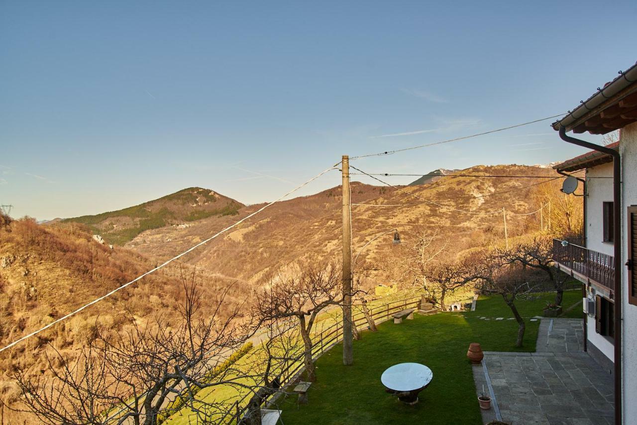 B&B La Bredia Fivizzano Extérieur photo