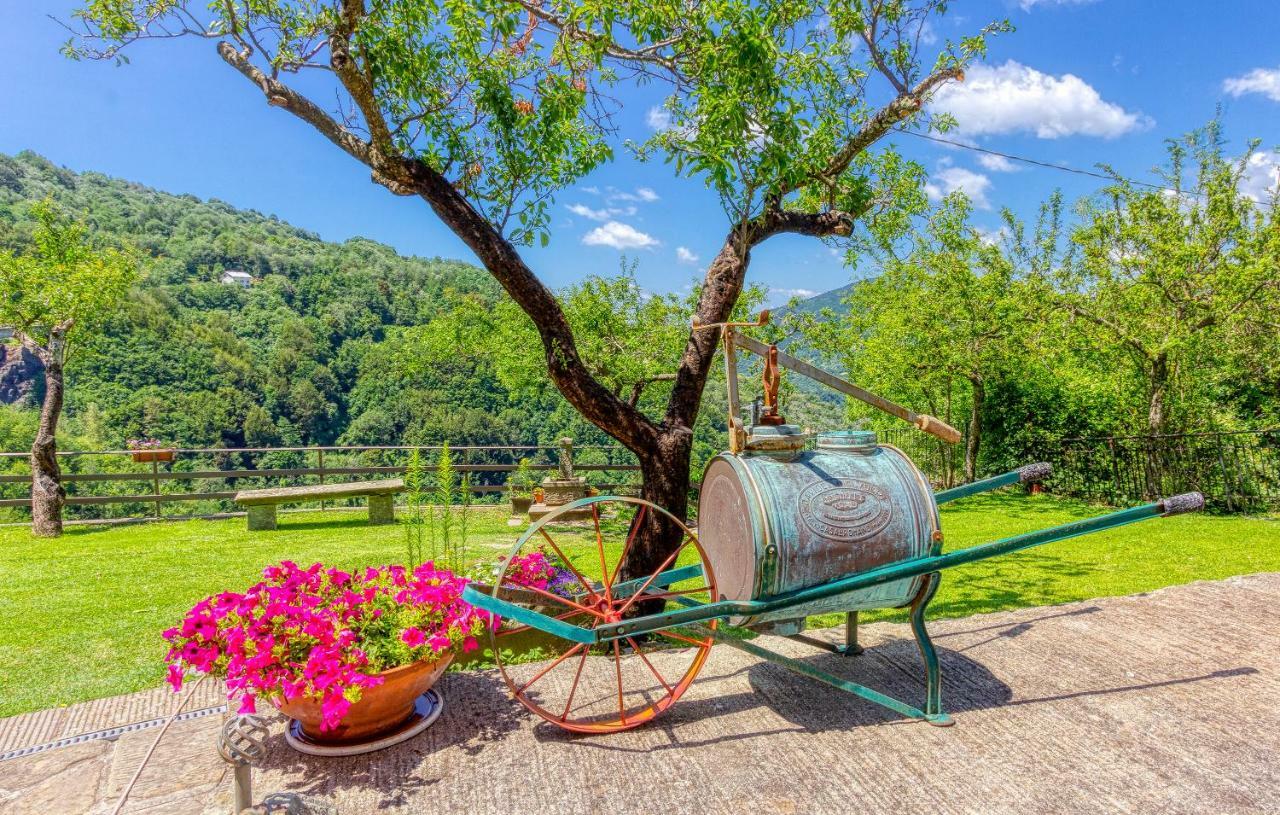 B&B La Bredia Fivizzano Extérieur photo
